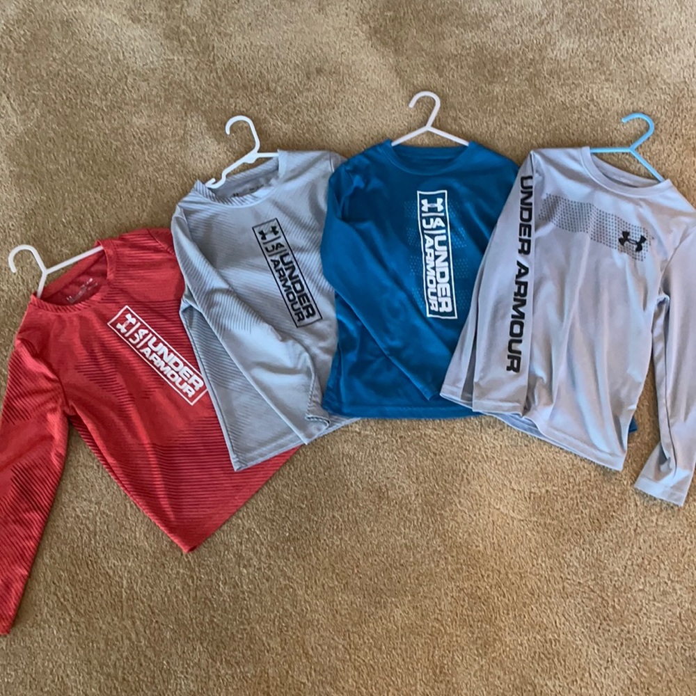(4) Youth Small boys long sleeve UA shirts